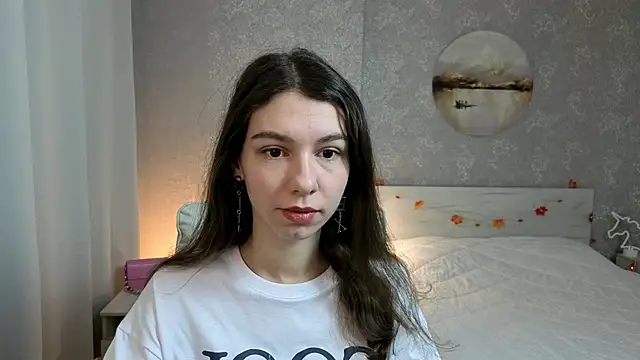 KellyShines online show from December 4, 10:25 am