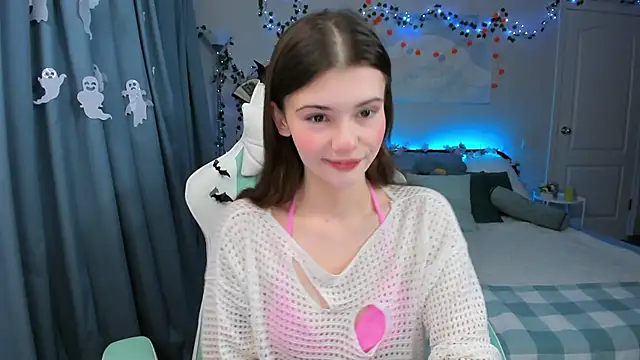 Zoe Vee online show from November 2, 3:22 am