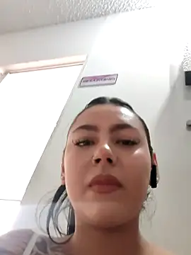 Megara 25 online show from October 25, 5:13 pm