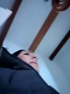 Megara 25 online show from December 15, 3:40 pm