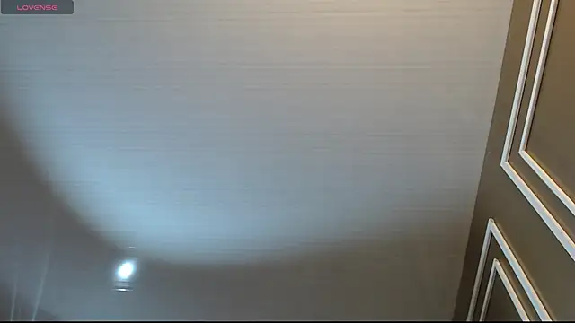 Snapshot of Megara_25 chatting on October 17, 1:24 pm Megara 25 online show from October 17, 1:24 pm