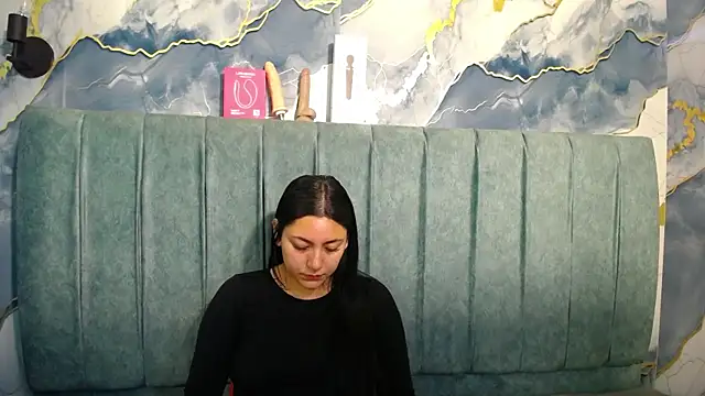 Megara 25 online show from July 4, 4:11 pm