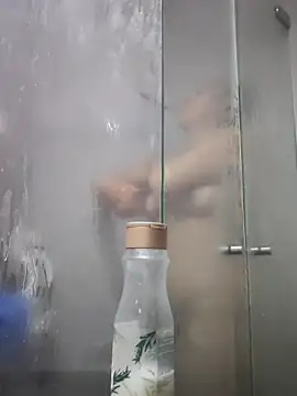 Megara 25 online show from November 30, 4:19 pm