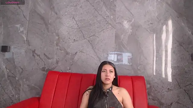 Megara 25 online show from November 1, 2:44 pm