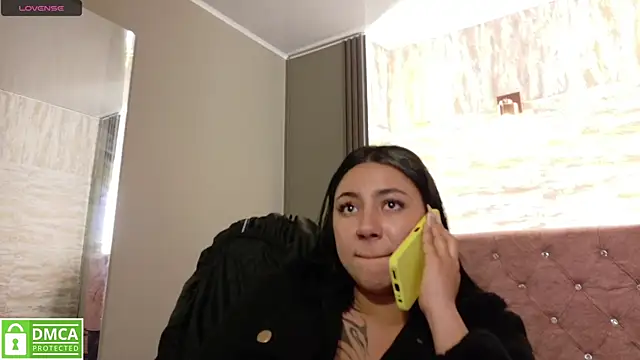 Snapshot of Megara_25 chatting on October 11, 5:25 pm Megara 25 online show from October 11, 5:25 pm