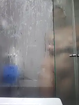 Megara 25 online show from March 21, 11:47 am