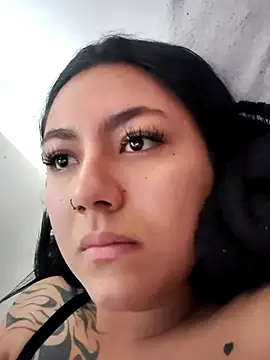 Megara 25 online show from November 8, 2:09 pm