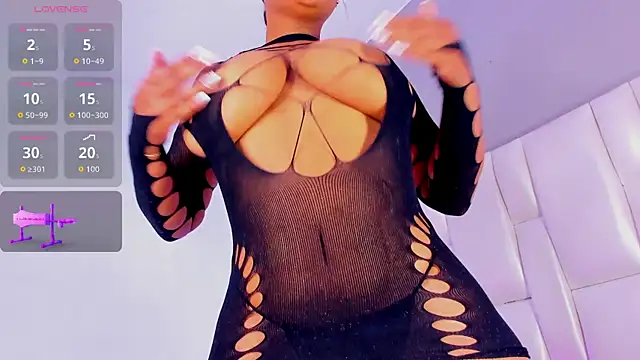AmberMoss1 online show from October 1, 10:57 pm