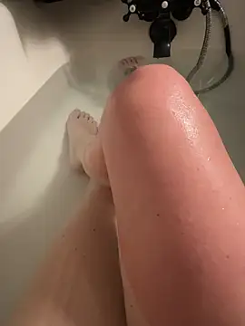 LittleCC1 online show from November 16, 10:35 pm