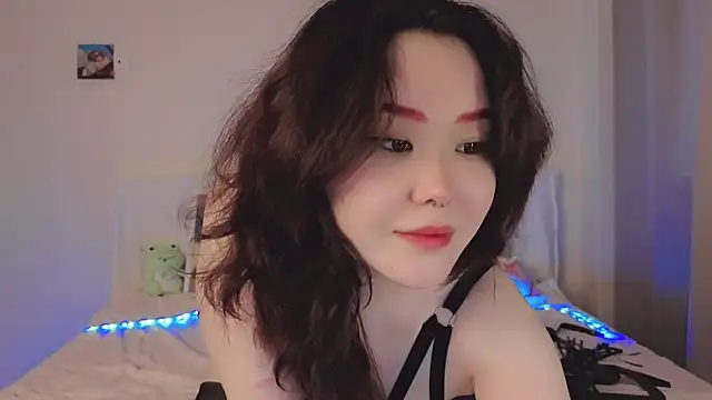 tsunade chan online show from June 26, 4:07 am