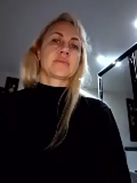 KissMiSveet online show from November 9, 7:56 am