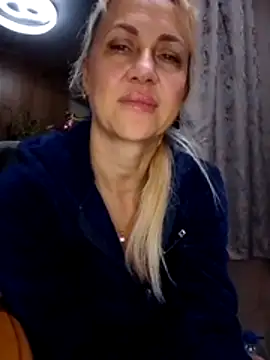 KissMiSveet online show from December 4, 6:51 pm