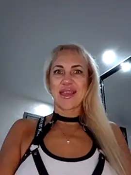 KissMiSveet online show from October 28, 6:34 am