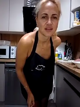 KissMiSveet online show from November 1, 2:55 pm