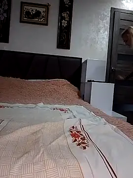 KissMiSveet online show from October 24, 6:12 am