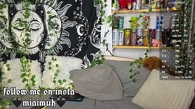 Snapshot of mia__yui chatting on July 10, 9:59 pm mia yui online show from July 10, 9:59 pm