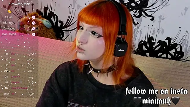 Snapshot of mia__yui chatting on September 13, 5:18 am mia yui online show from September 13, 5:18 am