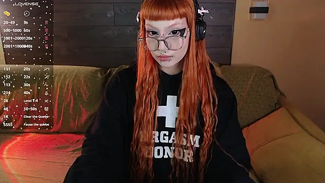 mia  yui online show from March 15, 10:50 pm