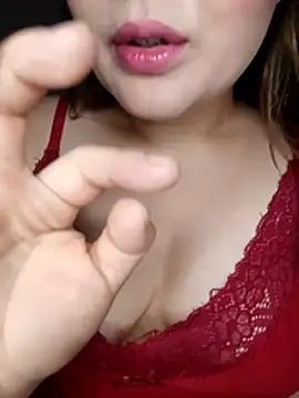 morenaq online show from November 15, 5:17 pm