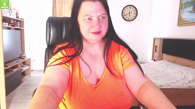 Snapshot of KendraSecrets chatting on September 8, 2:38 pm KendraSecrets online show from September 8, 2:38 pm
