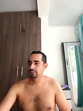 stivenlujan69 online show from January 14, 4:10 pm