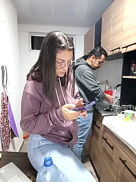 stivenlujan69 online show from October 19, 1:08 am