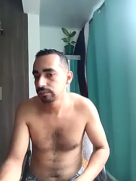 stivenlujan69 online show from December 20, 3:04 pm