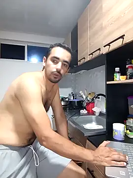 stivenlujan69 online show from October 27, 1:50 am