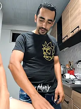 stivenlujan69 online show from November 24, 2:22 am