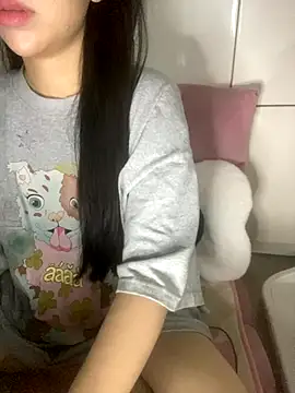 Snapshot of RubyBerry chatting on October 8, 6:04 am RubyBerry online show from October 8, 6:04 am