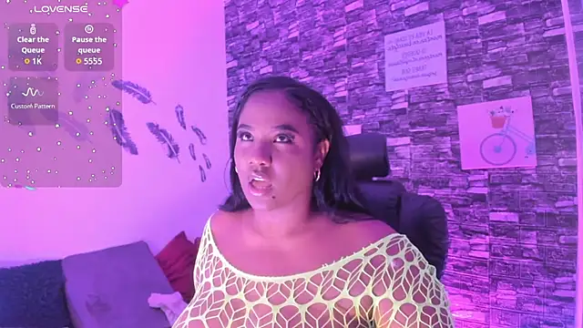 Snapshot of Elsie_morris12 chatting on September 11, 11:49 pm Elsie morris12 online show from September 11, 11:49 pm