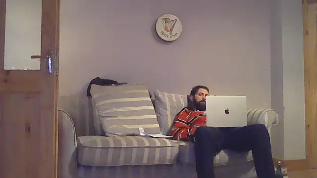 str8matesirishoz online show from November 14, 4:27 am