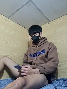 Minh online show from December 17, 3:39 pm