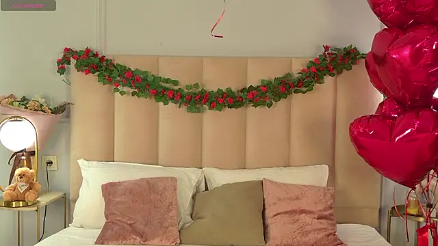 AdoraCortes online show from February 22, 5:10 am