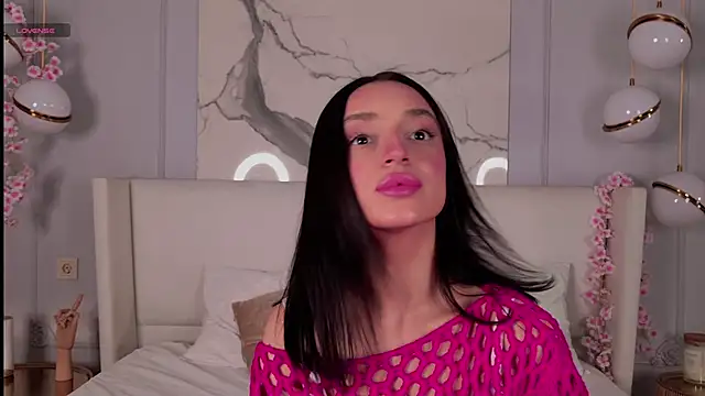 AdoraCortes online show from November 22, 5:06 am