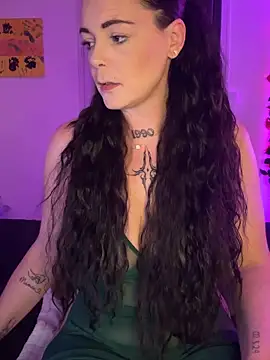 JuliaLaRousse online show from May 23, 12:09 am