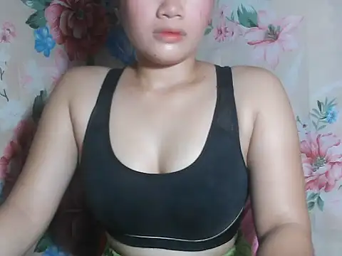 Katie Winslet online show from September 15, 11:27 pm