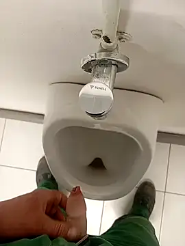 fickfreund019 online show from April 8, 4:25 am