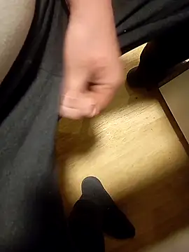 fickfreund019 online show from December 4, 5:06 am