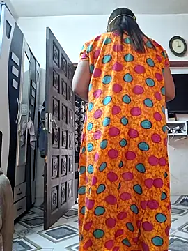 SIMIHOT online show from February 25, 9:20 am