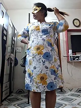 SIMIHOT online show from March 8, 3:48 pm