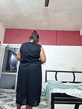 SIMIHOT online show from November 17, 2:43 pm