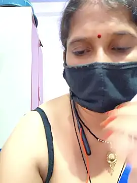 Snapshot of Sonalihot_ chatting on June 22, 7:00 pm Sonalihot online show from June 22, 7:00 pm