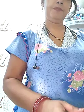 Sonalihot  online show from May 2, 2:39 am