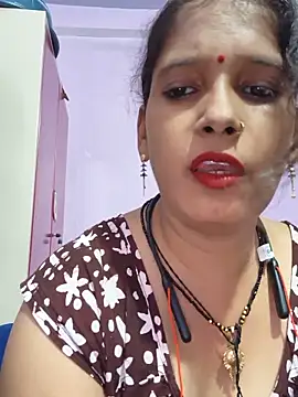 Snapshot of Sonalihot_ chatting on June 29, 7:15 am Sonalihot online show from June 29, 7:15 am