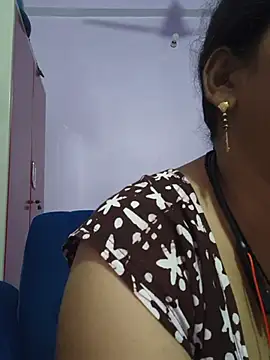Snapshot of Sonalihot_ chatting on June 29, 11:54 am Sonalihot online show from June 29, 11:54 am