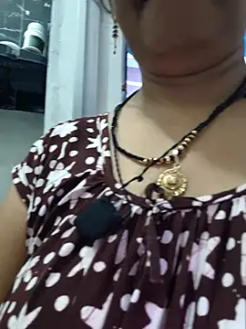 Snapshot of Sonalihot_ chatting on June 25, 3:59 am Sonalihot online show from June 25, 3:59 am