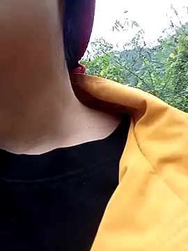 Snapshot of besa4 chatting on March 4, 10:01 am besa4 online show from March 4, 10:01 am