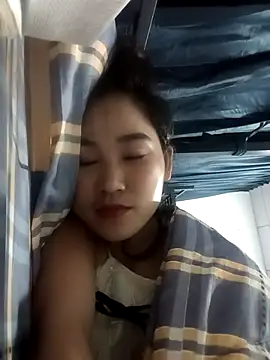 Snapshot of besa4 chatting on December 3, 10:09 pm besa4 online show from December 3, 10:09 pm