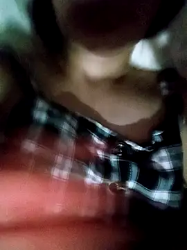 Snapshot of besa4 chatting on February 21, 1:35 pm besa4 online show from February 21, 1:35 pm